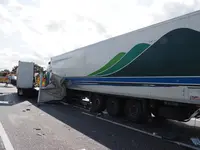 A1, BAB 1, Neustadt, Unfall, Lkw-Unfall, Crash, Lebensgefahr