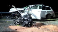 B404, Unfall, eingeklemmte Person, Feuerwehr, Kuddewörde, Kasseeburg, Alkohol
