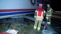 Unfall, LKW, Lübeck, Diesel, Tank, Leck, Sperrung, Feuerwehr, A1, Moisling, Abfahrt