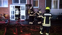 Feuer, Bargteheide, Brandstiftung, Notunterkunft, Stadt, städtisch, Tür, Treppenhaus, verraucht, Evakuierung, SEG, LNA