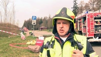 BAB 21, Schwefelsäure, Tanklastzug, Gefahrgut, Feuerwehr, Vollsperrung